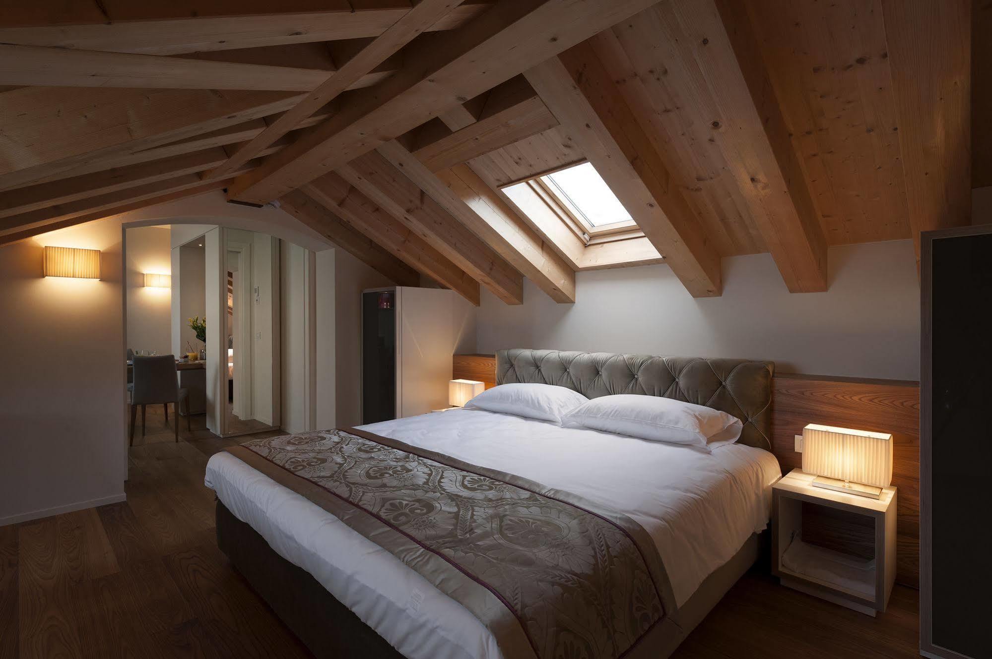 Villa Del Poggio Prosecco Bike Hotel Сан-Пьетро-ди-Фелетто Экстерьер фото